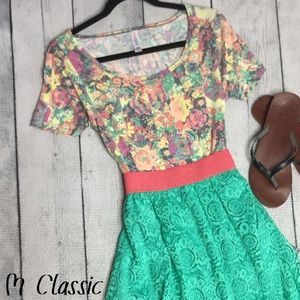 Geo floral short sleeve tee